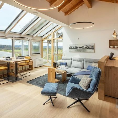 Stille X Weite - Hochwertige Wohnung Mit See-Panorama Kronburg Extérieur photo