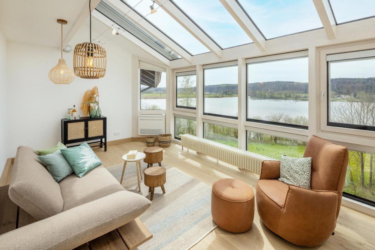 Stille X Weite - Hochwertige Wohnung Mit See-Panorama Kronburg Extérieur photo