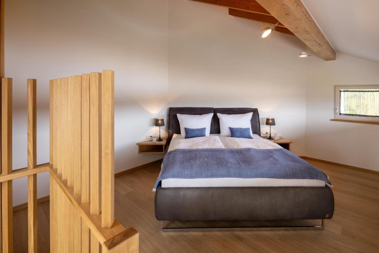 Stille X Weite - Hochwertige Wohnung Mit See-Panorama Kronburg Extérieur photo