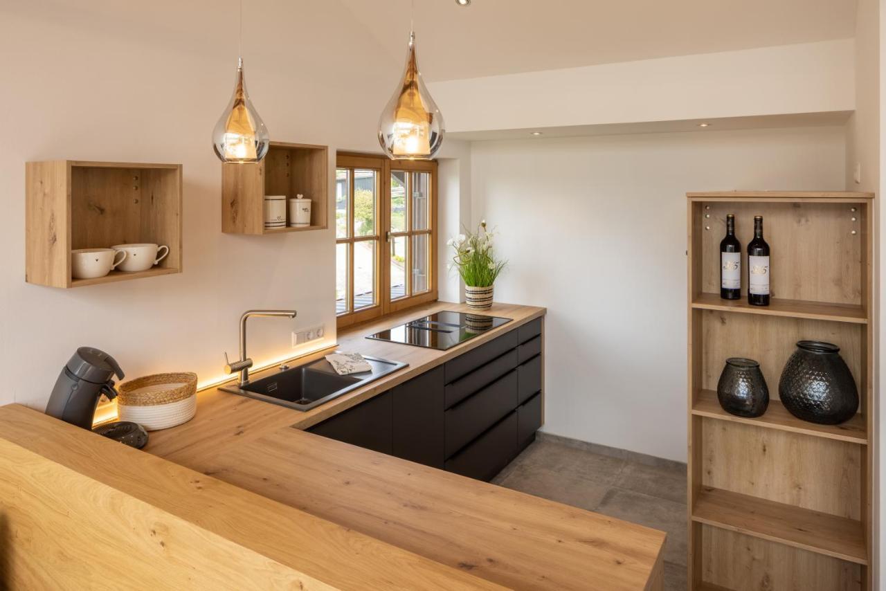 Stille X Weite - Hochwertige Wohnung Mit See-Panorama Kronburg Extérieur photo