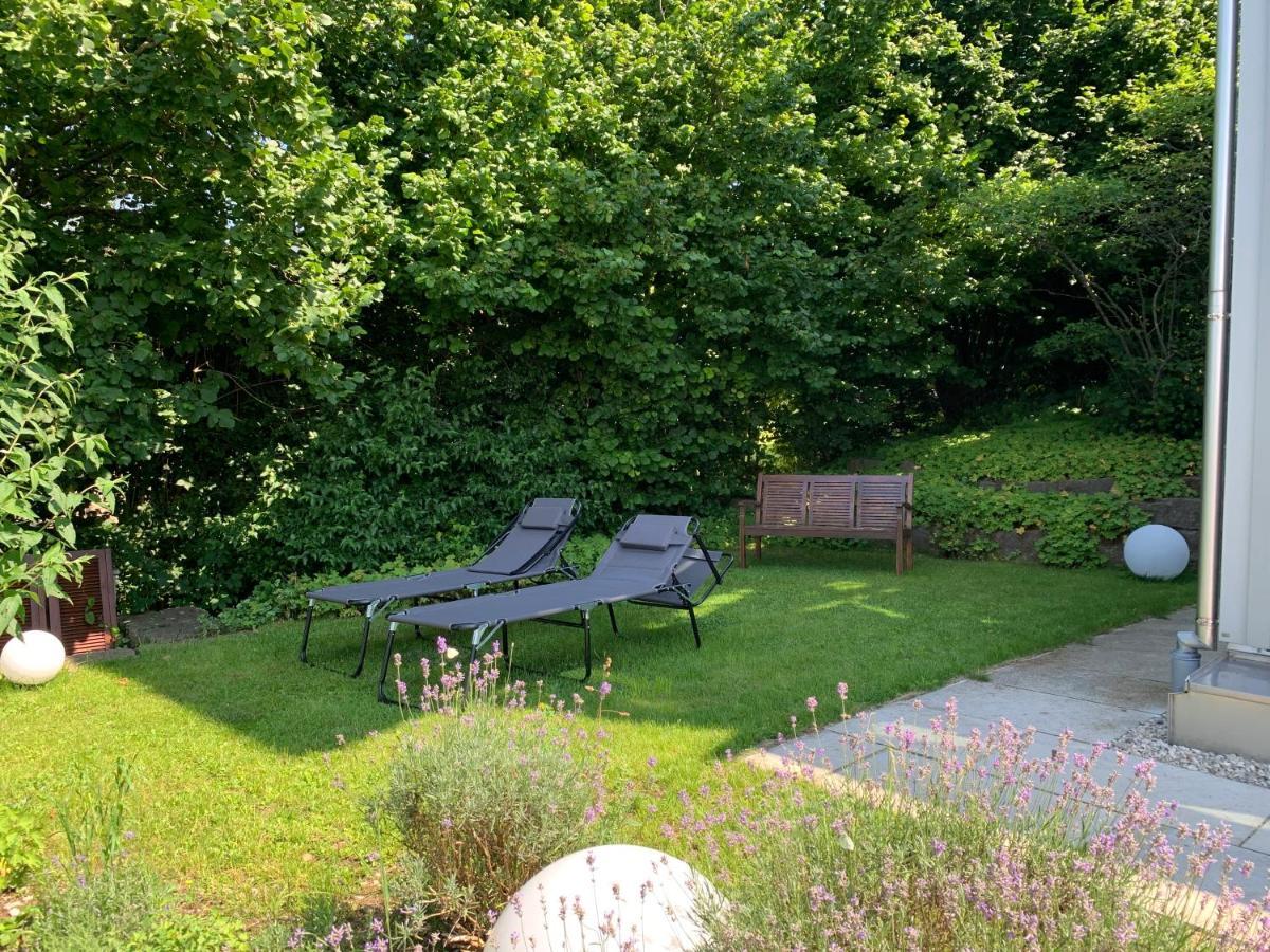 Stille X Weite - Hochwertige Wohnung Mit See-Panorama Kronburg Extérieur photo